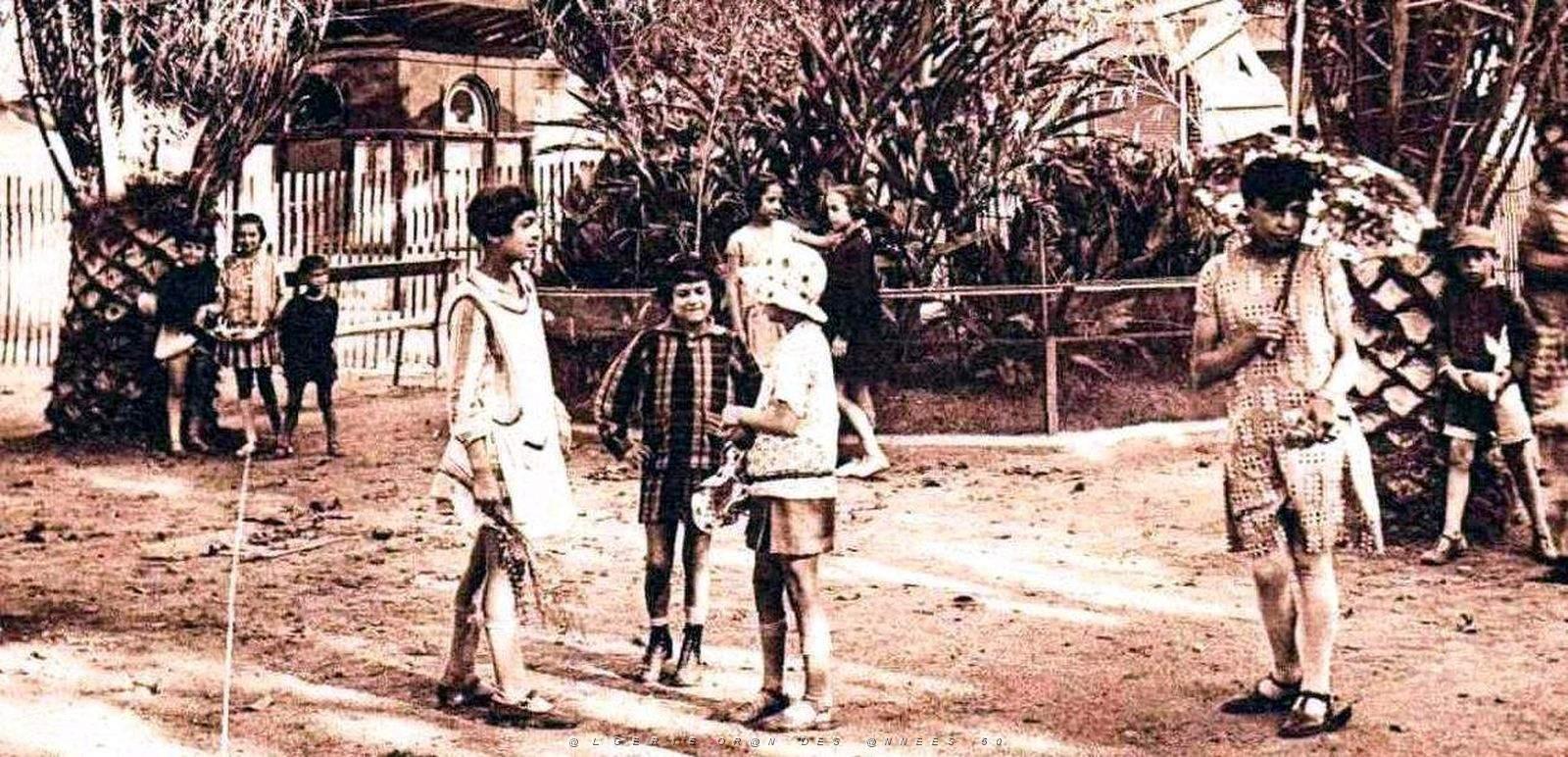 1903- Menerville - Dans le Jardin public2.jpg